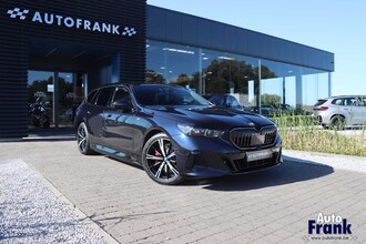 BMW 530E / TOURING / 4X4 / M-SPORT-PRO / PANO / TREKHK / DRIV+PARK PLUS IMG_8765.jpg