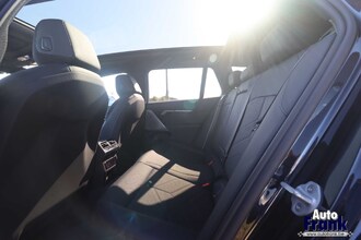 BMW 530E / TOURING / 4X4 / M-SPORT-PRO / PANO / TREKHK / DRIV+PARK PLUS IMG_8776.jpg