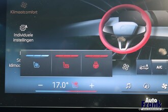BMW 530E / TOURING / 4X4 / M-SPORT-PRO / PANO / TREKHK / DRIV+PARK PLUS IMG_8818.jpg