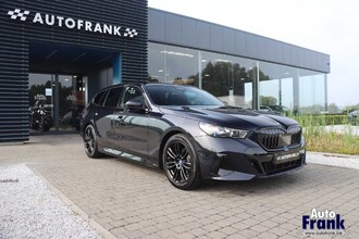 BMW 520I / TOURING / M-SPORT / TREKHK / DRIV PLUS / 20" IMG_9097.jpg