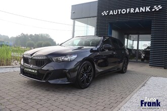BMW 520I / TOURING / M-SPORT / TREKHK / DRIV PLUS / 20" IMG_9101.jpg