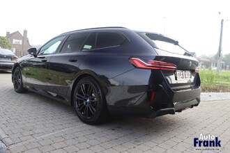 BMW 520I / TOURING / M-SPORT / TREKHK / DRIV PLUS / 20" IMG_9104.jpg