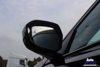 BMW 520I / TOURING / M-SPORT / TREKHK / DRIV PLUS / 20" IMG_9110.jpg