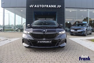BMW 520I / TOURING / M-SPORT / TREKHK / DRIV PLUS / 20" IMG_9100.jpg