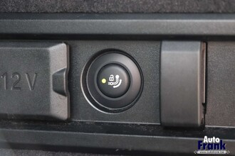 BMW 520I / TOURING / M-SPORT / TREKHK / DRIV PLUS / 20" IMG_9115.jpg