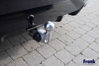 BMW 520I / TOURING / M-SPORT / TREKHK / DRIV PLUS / 20" IMG_9116.jpg
