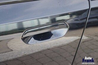 BMW 520I / TOURING / M-SPORT / TREKHK / DRIV PLUS / 20" IMG_9111.jpg