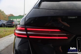 BMW 520I / TOURING / M-SPORT / TREKHK / DRIV PLUS / 20" IMG_9112.jpg