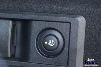 BMW X3 XDRIVE20 / 4X4 / SPORT-PRO / PANO / TREKHK / DRIV+PARK PRO / HUD IMG_9191.jpg