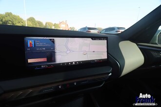 BMW X3 XDRIVE20 / 4X4 / SPORT-PRO / PANO / TREKHK / DRIV+PARK PRO / HUD IMG_9227.jpg