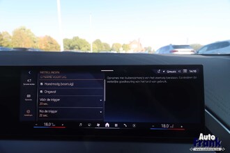 BMW X3 XDRIVE20 / 4X4 / SPORT-PRO / PANO / TREKHK / DRIV+PARK PRO / HUD IMG_9232.jpg