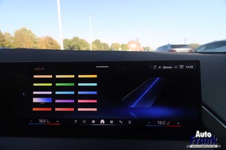 BMW X3 XDRIVE20 / 4X4 / SPORT-PRO / PANO / TREKHK / DRIV+PARK PRO / HUD IMG_9233.jpg
