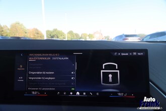 BMW X3 XDRIVE20 / 4X4 / SPORT-PRO / PANO / TREKHK / DRIV+PARK PRO / HUD IMG_9236.jpg