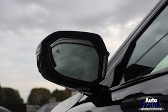 BMW I7 M70 / TV / 2-TONE / INDIV / TV / LOUNGE / KRISTAL / DRIV+PARK PRO / FULL IMG_9281.jpg