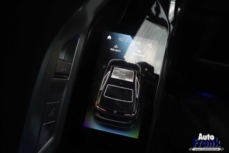 BMW I7 M70 / TV / 2-TONE / INDIV / TV / LOUNGE / KRISTAL / DRIV+PARK PRO / FULL IMG_9316.jpg
