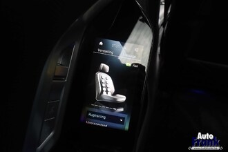 BMW I7 M70 / TV / 2-TONE / INDIV / TV / LOUNGE / KRISTAL / DRIV+PARK PRO / FULL IMG_9318.jpg