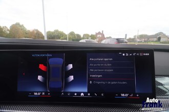 BMW I7 M70 / TV / 2-TONE / INDIV / TV / LOUNGE / KRISTAL / DRIV+PARK PRO / FULL IMG_9356.jpg