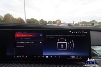 BMW I7 M70 / TV / 2-TONE / INDIV / TV / LOUNGE / KRISTAL / DRIV+PARK PRO / FULL IMG_9355.jpg