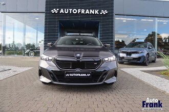 BMW I5 M60 TOURING / FROZEN / PANO / SUSP PRO / TREKHK / COMFORTZTL / DRIV+PARK PRO IMG_9707.jpg
