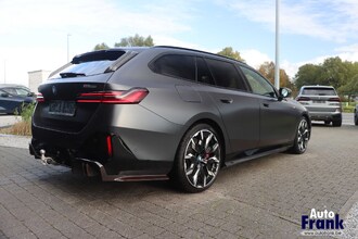 BMW I5 M60 TOURING / FROZEN / PANO / SUSP PRO / TREKHK / COMFORTZTL / DRIV+PARK PRO IMG_9717.jpg
