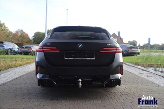BMW I5 M60 TOURING / FROZEN / PANO / SUSP PRO / TREKHK / COMFORTZTL / DRIV+PARK PRO IMG_9716.jpg