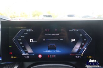 BMW I5 M60 TOURING / FROZEN / PANO / SUSP PRO / TREKHK / COMFORTZTL / DRIV+PARK PRO IMG_9772.jpg