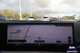BMW I5 M60 TOURING / FROZEN / PANO / SUSP PRO / TREKHK / COMFORTZTL / DRIV+PARK PRO IMG_9776.jpg