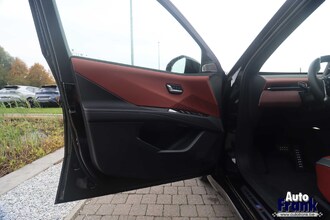 BMW IX3 / 50 / M-SPORT / TREKHK / DRIV + / 360CAM / ICONIC GLOW / STUURVERW IMG_0093.jpg
