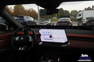 BMW IX3 / 50 / M-SPORT / TREKHK / DRIV + / 360CAM / ICONIC GLOW / STUURVERW IMG_0099.jpg