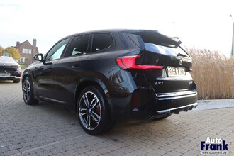 BMW IX1 EDRIVE20 / M-SPORT-PRO / DRIV+PARK PRO / MEMO / KEYLES / 19" IMG_2482.jpg