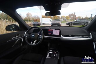BMW IX1 EDRIVE20 / M-SPORT-PRO / DRIV+PARK PRO / MEMO / KEYLES / 19" IMG_2530.jpg