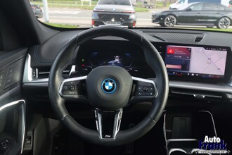 BMW IX1 EDRIVE20 / M-SPORT-PRO / DRIV+PARK PRO / MEMO / KEYLES / 19" IMG_2531.jpg