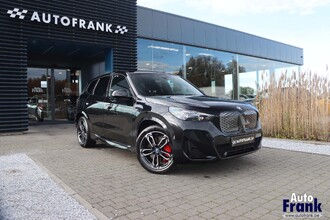 BMW IX1 EDRIVE20 / M-SPORT-PRO / DRIV+PARK PRO / MEMO / KEYLES / 19" IMG_2517.jpg