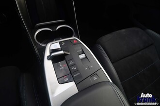 BMW IX1 EDRIVE20 / M-SPORT-PRO / DRIV+PARK PRO / MEMO / KEYLES / 19" IMG_2584.jpg