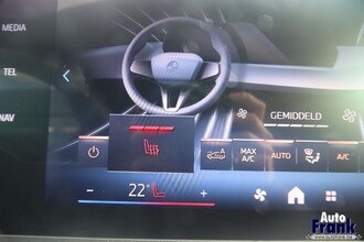 BMW IX1 EDRIVE20 / M-SPORT-PRO / DRIV+PARK PRO / MEMO / KEYLES / 19" IMG_2578.jpg