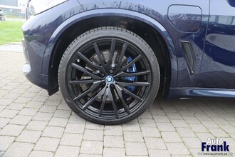BMW X5 XDRIVE45E / M-SPORT / PANO / SFT-CLS / DASH LEDR / 22" IMG_3357.jpg