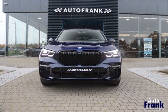 BMW X5 XDRIVE45E / M-SPORT / PANO / SFT-CLS / DASH LEDR / 22" IMG_3351.jpg