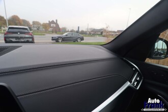 BMW X5 XDRIVE45E / M-SPORT / PANO / SFT-CLS / DASH LEDR / 22" IMG_3400.jpg