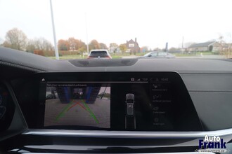 BMW X5 XDRIVE45E / M-SPORT / PANO / SFT-CLS / DASH LEDR / 22" IMG_3422.jpg