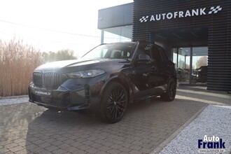 BMW X5 XDRIVE50E / M-SPORT-PRO / PANO / TREKHK / DRIV+PARK PRO / H&K IMG_2930.jpg