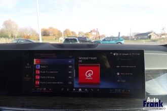 BMW X5 XDRIVE50E / M-SPORT-PRO / PANO / TREKHK / DRIV+PARK PRO / H&K IMG_2998.jpg