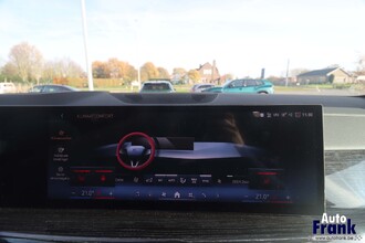 BMW X5 XDRIVE50E / M-SPORT-PRO / PANO / TREKHK / DRIV+PARK PRO / H&K IMG_3023.jpg