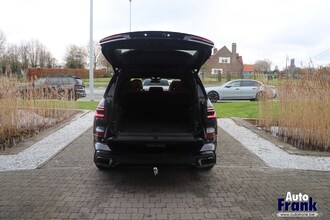 BMW X7 XDRIVE40D / M-SPORT / TREKHK / DRIV+PARK PRO / SFT-CLS IMG_4123.jpg