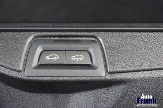 BMW X7 XDRIVE40D / M-SPORT / TREKHK / DRIV+PARK PRO / SFT-CLS IMG_4128.jpg