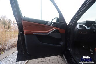 BMW X7 XDRIVE40D / M-SPORT / TREKHK / DRIV+PARK PRO / SFT-CLS IMG_4138.jpg