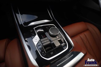 BMW X7 XDRIVE40D / M-SPORT / TREKHK / DRIV+PARK PRO / SFT-CLS IMG_4182.jpg