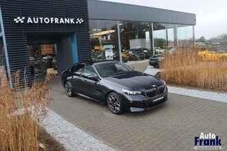 BMW 540D / XDRIVE / M-SPORT-PRO / PANO / TREKHK / DRIV + PARK PRO / B&W IMG_4389.jpg