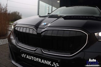 BMW 540D / XDRIVE / M-SPORT-PRO / PANO / TREKHK / DRIV + PARK PRO / B&W IMG_4390.jpg