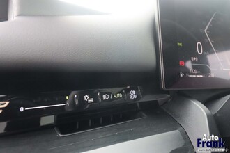 BMW 540D / XDRIVE / M-SPORT-PRO / PANO / TREKHK / DRIV + PARK PRO / B&W IMG_4439.jpg