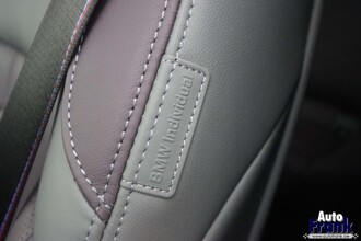 BMW 540D / XDRIVE / M-SPORT-PRO / PANO / TREKHK / DRIV + PARK PRO / B&W IMG_4418.jpg